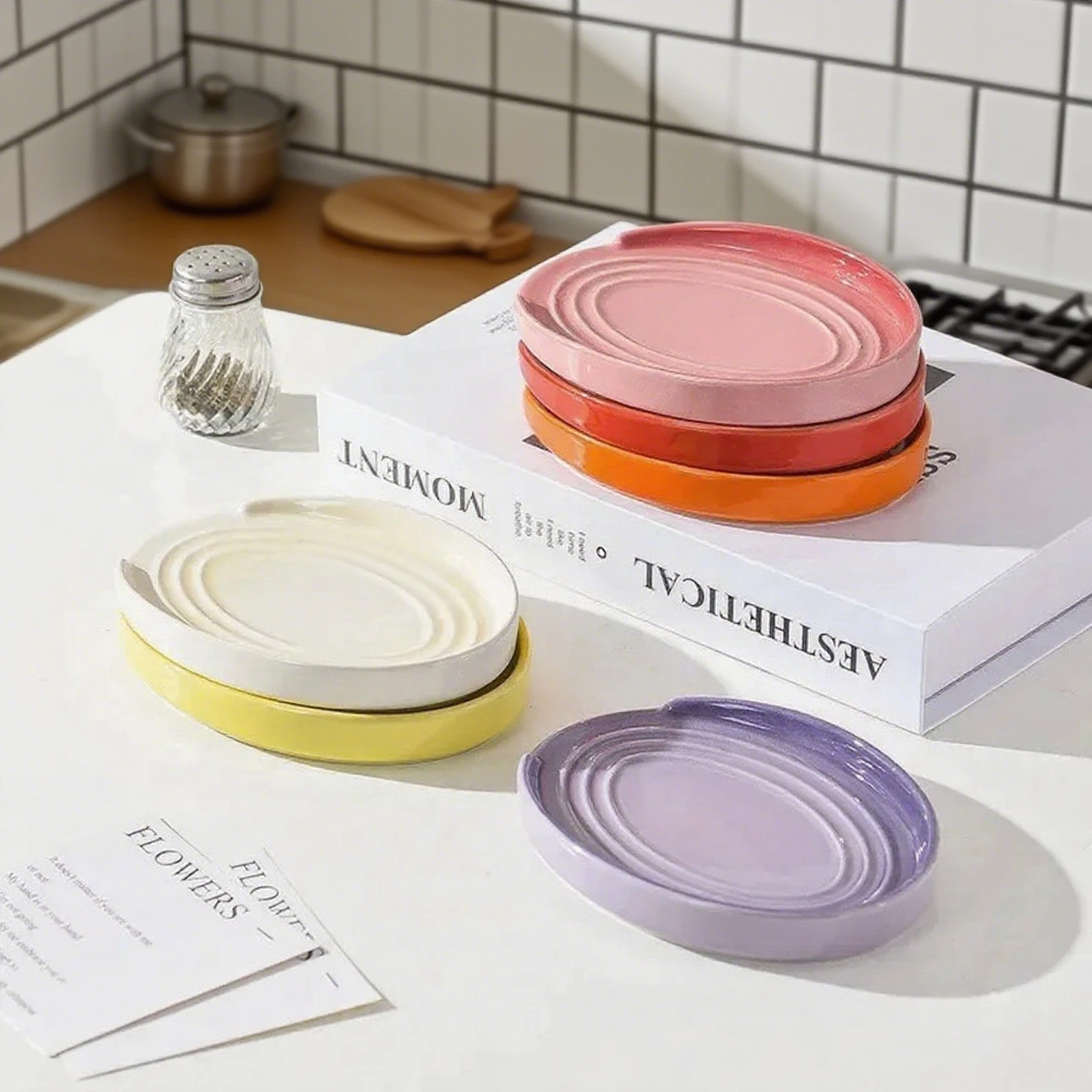 Repose-cuillère en porcelaine  - Kitchen Helper Gadgets avis et prix